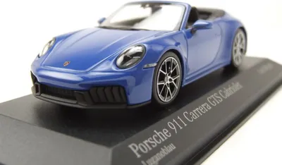 Produktbild von Minichamps 410064131 Porsche 911 (992.2) Carrera GTS Cabrio 2024 blau 1:43