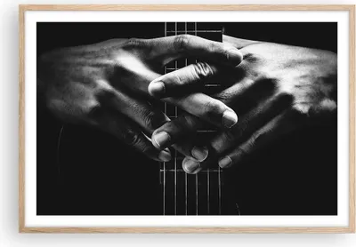 Produktbild von Gerahmtes Poster - Rahmen in heller Eiche - Gitarre Musiker Musik - 91,5x61 cm - Wand Bild - Wanddeko - Wandbilder - Kunstposter - Wandposter - Bilderrahmen - Bilder - Kunstdruck - P2NAA91x61-4960
