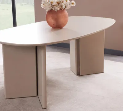 Obrázek produktu pro Oválný jídelní stůl, moderní styl, béžová barva, elegantní, s jednoduchými liniemi