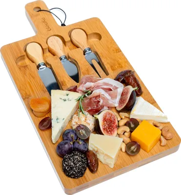 Produktbild von BlauKe® Käsebrett aus Bambus mit Käsemesser-Set - Käseplatte aus Holz mit 3 Käsemessern - Klein Bambus Holz Schneidebrett - Geschenk Idee
