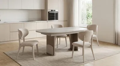 Image de Ensemble de chaises de salle à manger élégantes, couleur beige, design moderne, revêtement bouclé, aspect bois