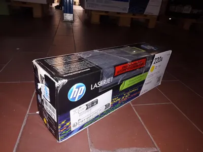 Produktbild von HP 220A Gelb Original LaserJet-Tonerkartusche, 1800 Seiten, Gelb, 1 Stück(e)