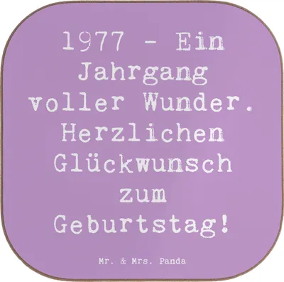 Produktbild von Mr. & Mrs. Panda Untersetzer für Gläser Spruch 1977 Geburtstag Wunder - Lavendeltraum - Geschenk, Geburtstagsgeschenk, Tischuntersetzer, Jubiläum, Alles gut zum, Jahrgang