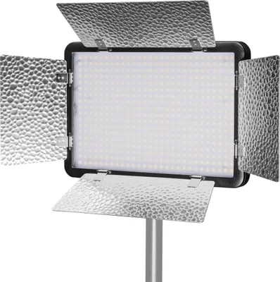 Produktbild von Walimex pro LED 500 Versalight Bi Color Flächenleuchte, leistungsstarke Videoleuchte 32 W, Studioleuchte mit Fernbedienung, vollwertige Studio-Beleuchtung