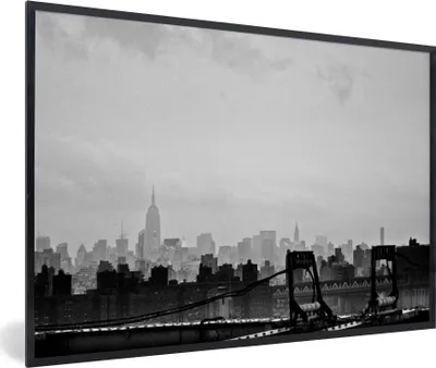 Produktbild von MuchoWow® MuchoWow® Gerahmtes Poster New Yorker Skyline in schwarz-weiß 90x60 cm - Poster mit zchwarzem Bilderrahmen - Fotorahmen - Foto-Plakat