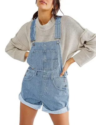 Productafbeelding van Een casual denim schortbroek met verstelbare bandjes