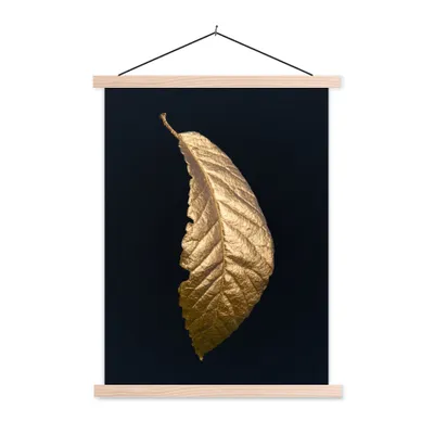 Produktbild von MuchoWow® Textilposter Blätter - Luxus - Gold - Schwarz - Natur 60x80 cm mit holzfarbenen Rahmen - Wandbild