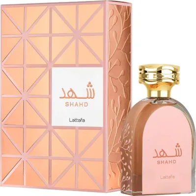 A perfume bottle and its box are displayed against a white background.