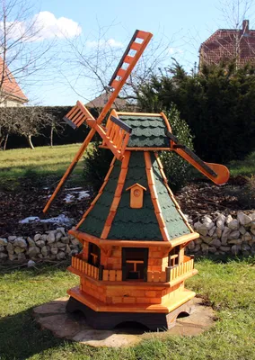 Produktbild von 1,30m große Windmühle mit Solarlicht grün Typ 18.1