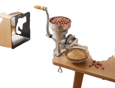 Produktbild von Getreidemühle, einstellbare Grobheit, manuelle Bedienung, Silber
