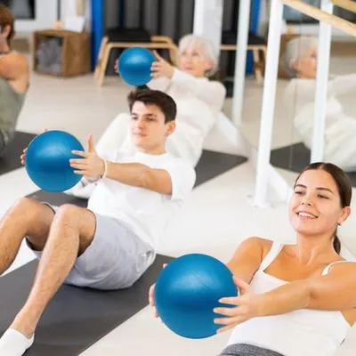 Produktbild von Pilates Ball Klein 15cm, Gymnastikball, Fitnessball Yogaball, Für Fitnessstudio, Zuhause, Büro