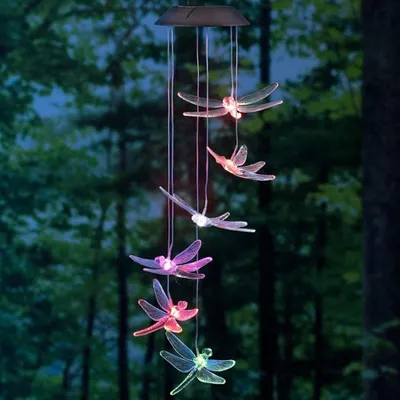 Image de Carillon éolien solaire en forme de libellule avec des lumières LED qui changent de couleur, pour le jardin.