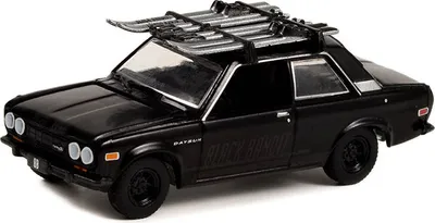 Produktbild von DATSUN 510 mit Skiträger 1971 schwarz aus der BLACK BANDIT-Serie unter Blisterverpackung., GREEN28110-D, Maßstab1/64, GREENLIGHT