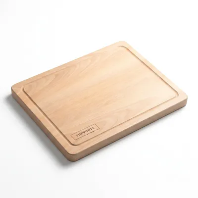 Imagen del producto de Tabla de cortar de madera de haya maciza 45x36x3 cm con canal para jugos – TheWootz