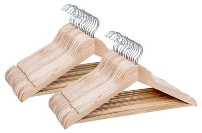 Image de 40 Cintres bois massif naturel avec griffes et crochet 360° COM-FORT HOUSE