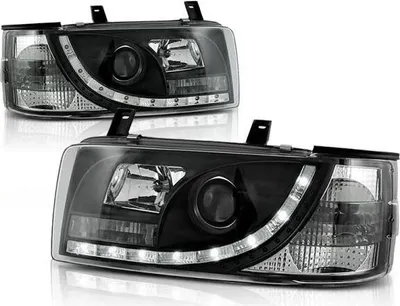 Zdjęcie produktu dla Reflektory LED z optyką świateł do jazdy dziennej, pasujące do busa VW T4, rok produkcji 1990–2003, kolor czarny