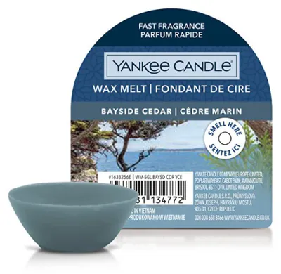 Zdjęcie produktu dla Świeca YANKEE CANDLE - Bayside Cedar