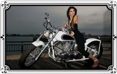 Produktbild von vianmo Blechschild 20x30 cm Motorrad Bike Girl Pinup Frau Bildmotiv Pin Up