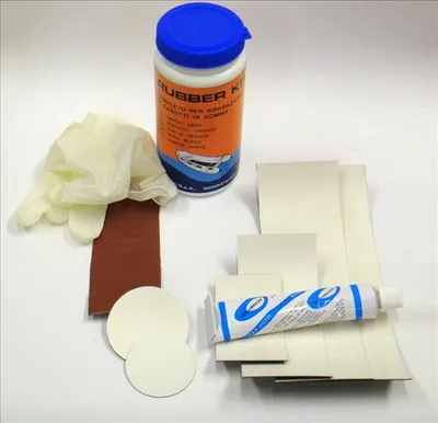 Produktbild von Schlauchboot Reparatur Set weiß für Neopren, Gummi und Neopren - ähnliches Material