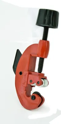 Immagine prodotto di Tagliatubi per tubi in rame da 6 a 28 mm - Fischer Darex