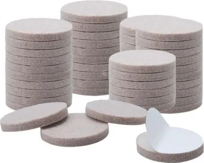 Obrázek produktu pro Kulaté plstěné kluzáky na nohy o průměru 32 mm, samolepicí, odolné proti poškrábání, ochrana nábytku a židlí, béžové, 50 kusů