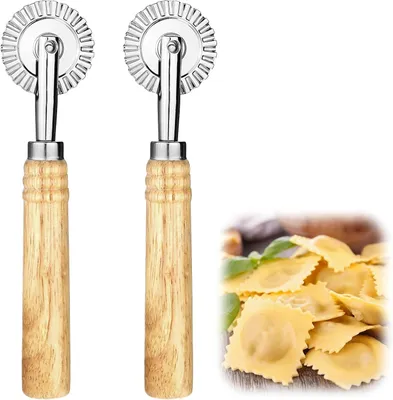 Obrázek produktu pro Sada na krájení těsta, 2 kusy, s vroubkovaným nožem, průměr 3,8 cm, pro použití v kuchyni