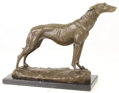 Produktbild von Casa Padrino Luxus Bronzefigur Windhund mit Marmorsockel Bronze / Gold / Schwarz H. 24,5 cm - Luxus Dekofigur