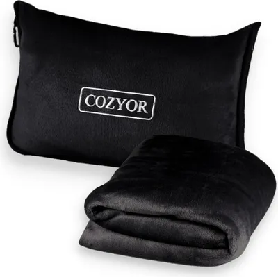 Produktbild von COZYOR Reisekissen & Reisedecke 2 in 1 weich mit Rucksack-Clip und Kofferbefestigung 170x100 cm, kuscheliges Reiseset Auto & unterwegs, Flugzeugdecke mit Bezug für Erwachsene & Kinder