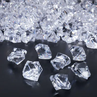 Produktbild von 180 Stück funkelnde Deko-Diamanten aus Künstlichen Eiskristallen für Hochzeiten & Partys