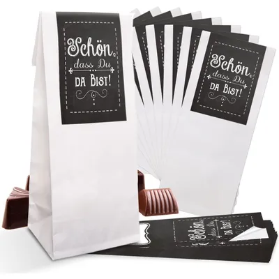 Produktbild von 25 kleine weiße Papiertüten mit Folieneinlage 7 x 4 x 20,5 cm + 25 ENGEL Aufkleber FROHES FEST braun beige Weihnachtstüten Geschenktüten Verpackung Weihnachten"Schön, dass du da bist" schwarz, weiß / 25 Stück