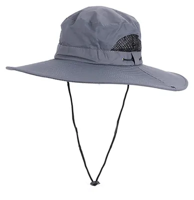 Produktbild von Herren-Sonnenhut mit breiter Krempe und UPF 50+ Sonnenschutz. Dank der atmungsaktiven Netzeinsätze bietet er optimalen UV-Schutz und eignet sich ideal für Strand, Jagd, Angeln, Spaziergänge und Wanderungen. Ausgestattet mit einem verstellbaren Kinnriemen, ist er wasserdicht und atmungsaktiv.