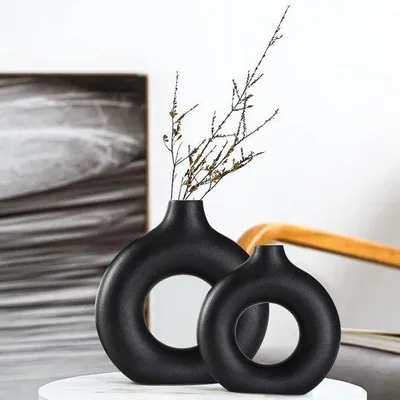 Immagine prodotto di Vaso in Vetroceramica nero: decorazione per la casa e la tavola