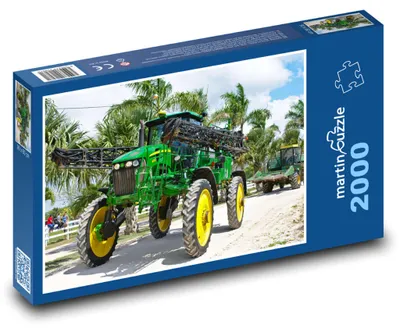Zdjęcie produktu dla Puzzle 2000 Zielony traktor rolniczy - martinpuzzle