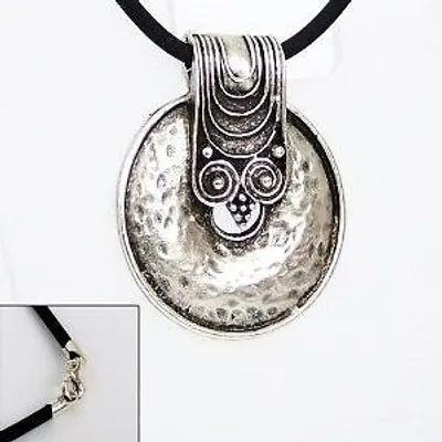 Produktbild von Minott Damen Halskette, Kautschukband 50cm mit Metallanhänger, Karabinerverschluß aus Silber MT-024541