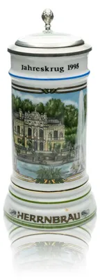 Produktbild von Herrnbräu Bierkurg Glas Jahreskrug 1995 Zinndeckel Zertifikat Sammler Humpen