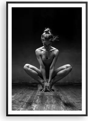 Produktbild von Gerahmtes Poster - Schwarzer Rahmen - Tänzerin Frau Ballerina - 70x100 cm - Wand Bild - Wanddeko - Wandbilder - Kunstposter - Wandposter - Bilderrahmen - Bilder - Kunstdruck - P2BPA70x100-4925