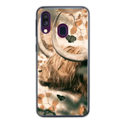 Produktbild von MuchoWow® Handyhülle Schutzhülle Hülle für Samsung Galaxy A40 Schottische Highlander - Schmetterlinge - Blätter Silikon Softcase Handy Hülle - Handy-Tasche
