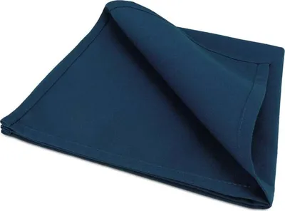 Produktbild von In dieser Serie schönen gewebten Stoffservietten, erhältlich in 26 stilvollen verschiedenen Farben. Kann mit Tischläufern und Tischdecken der gleichen Farbe oder einer anderen schönen passenden Farbe kombiniert werden