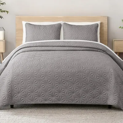 Image de Couette légère et moelleuse à motif géométrique, 260x280 cm - Gris clair