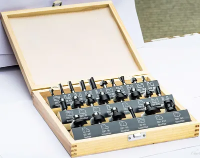 Image de Stehle Set de 24 fraises à défoncer HW en cassette bois - queue Ø 8mm