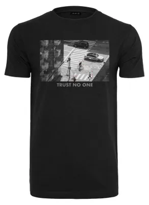 Produktbild von Mister Tee - "Trust No One" T-Shirt für Herren TN1810 (S) (Schwarz)