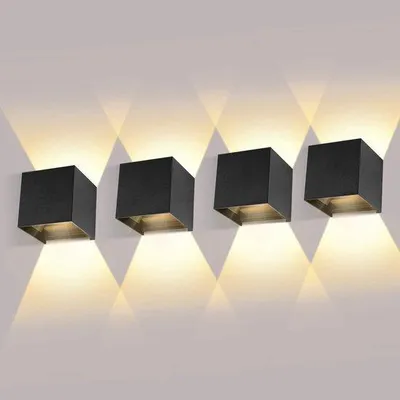 Produktbild von 4er-Set LED-Wandlampen für Innen und Außen mit einstellbarer Strahlrichtung, 12W, 3000K, warmweiß, schwarz, wasserdicht, IP65,