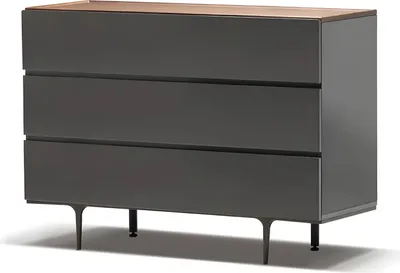 Produktbild von Eine Kommode mit Schublade sorgt für Ordnung und Funktionalität.