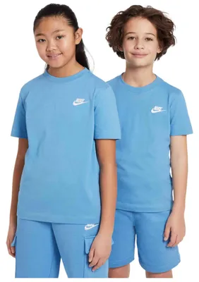 Produktbild von T-Shirt Nike FZ5177-415 für Kinder