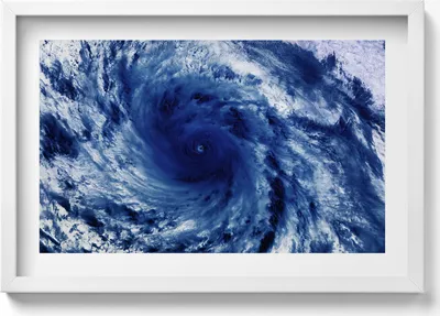 Produktbild von NASA-Foto - Wolkenwirbel aus dem Weltraum– Wandbild mit Rahmen – Gerahmtes Bild  – Wanddekoration – 60x40 cm –  Schwarz Rahmen