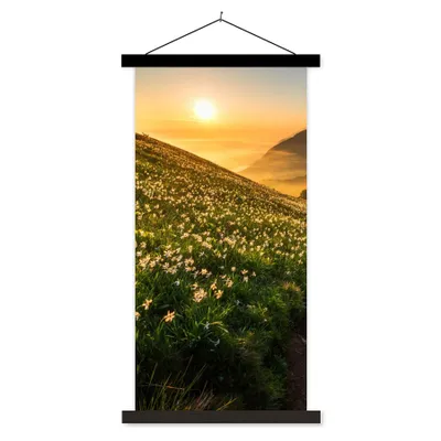 Produktbild von MuchoWow® Textilposter Blumen - Sonne - Berge 90x180 cm mit schwarzem Rahmen - Dekoration Wohnzimmer