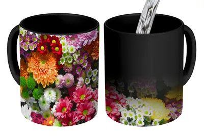 Obrázok produktu pre MuchoWow® Magický pohár Kvety - Chryzantéma - Farby - Koláž 350 ml Pohár na zmenu farby Darček Nápad na darček - Foto hrnček