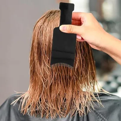 Produktbild von 3-teiliges Haarfärbeset mit Borstenpinsel und Strähnchenbrett für Salon und Heimgebrauch