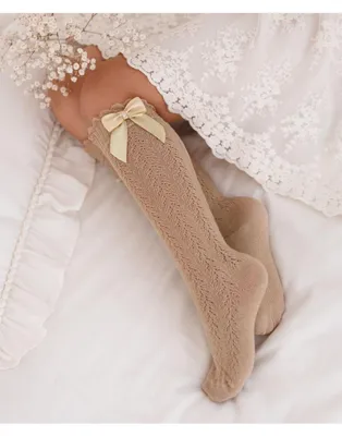 Produktbild von Durchbrochene Kinderkniestrümpfe Milena mit Schleife beige 35-37