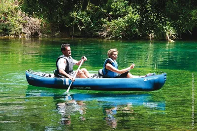 Produktbild von Aufblasbares Kanu für 2 Personen - Inklusive Paddel und Fußpumpe, 314 x 88 cm